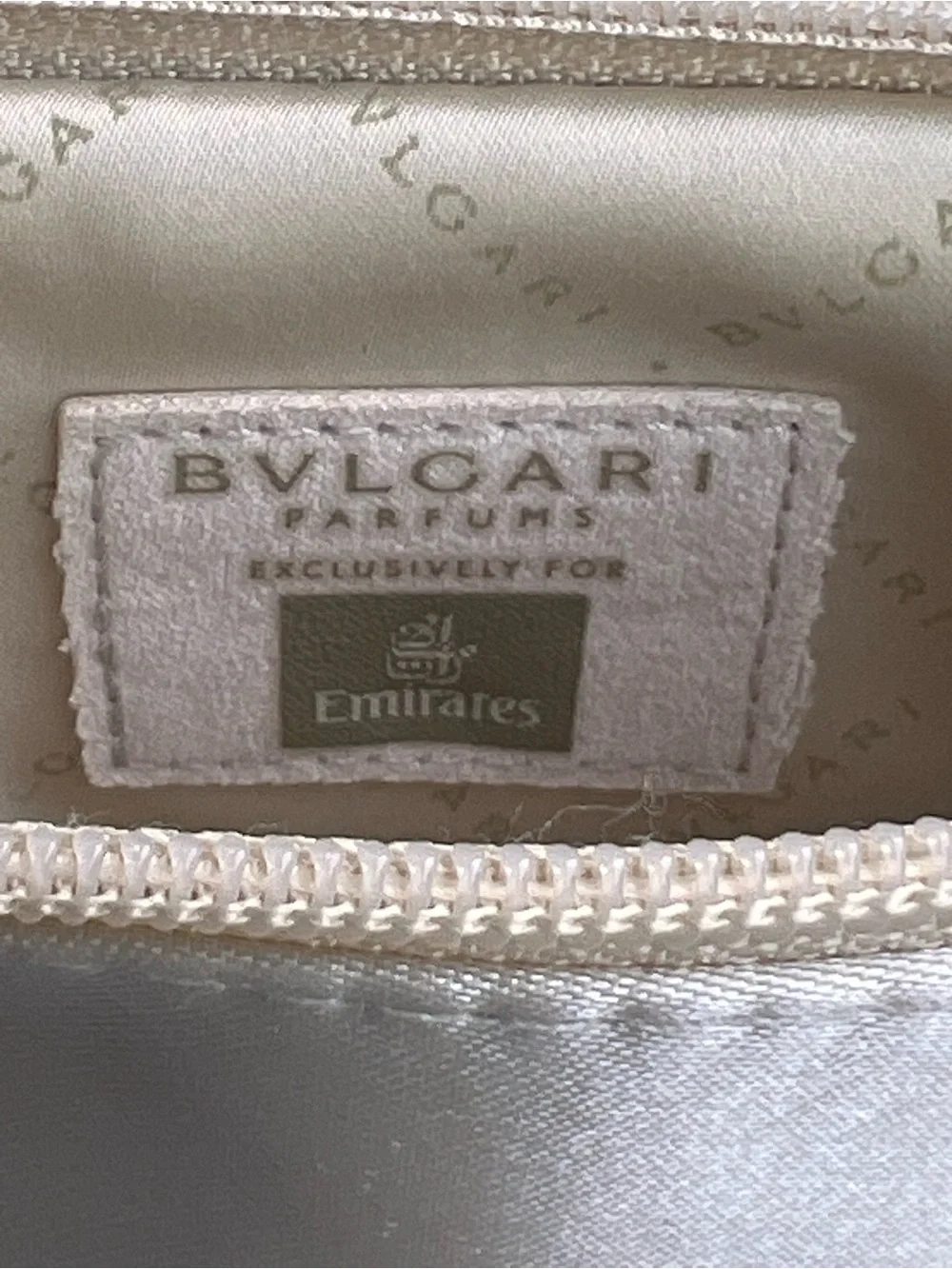 Bvlgari Emirates Ivory Mini Clutch NWOT Bag Cosmetic Pouch Y2K Gold Hardware LUX